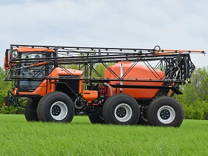 Self-Propelled Sprayer-Distributor TUMAN-3 with Interchangeable Equipment