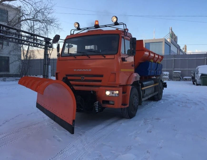 Combined Road Machine KDM 605001 based on KAMAZ-53605-37