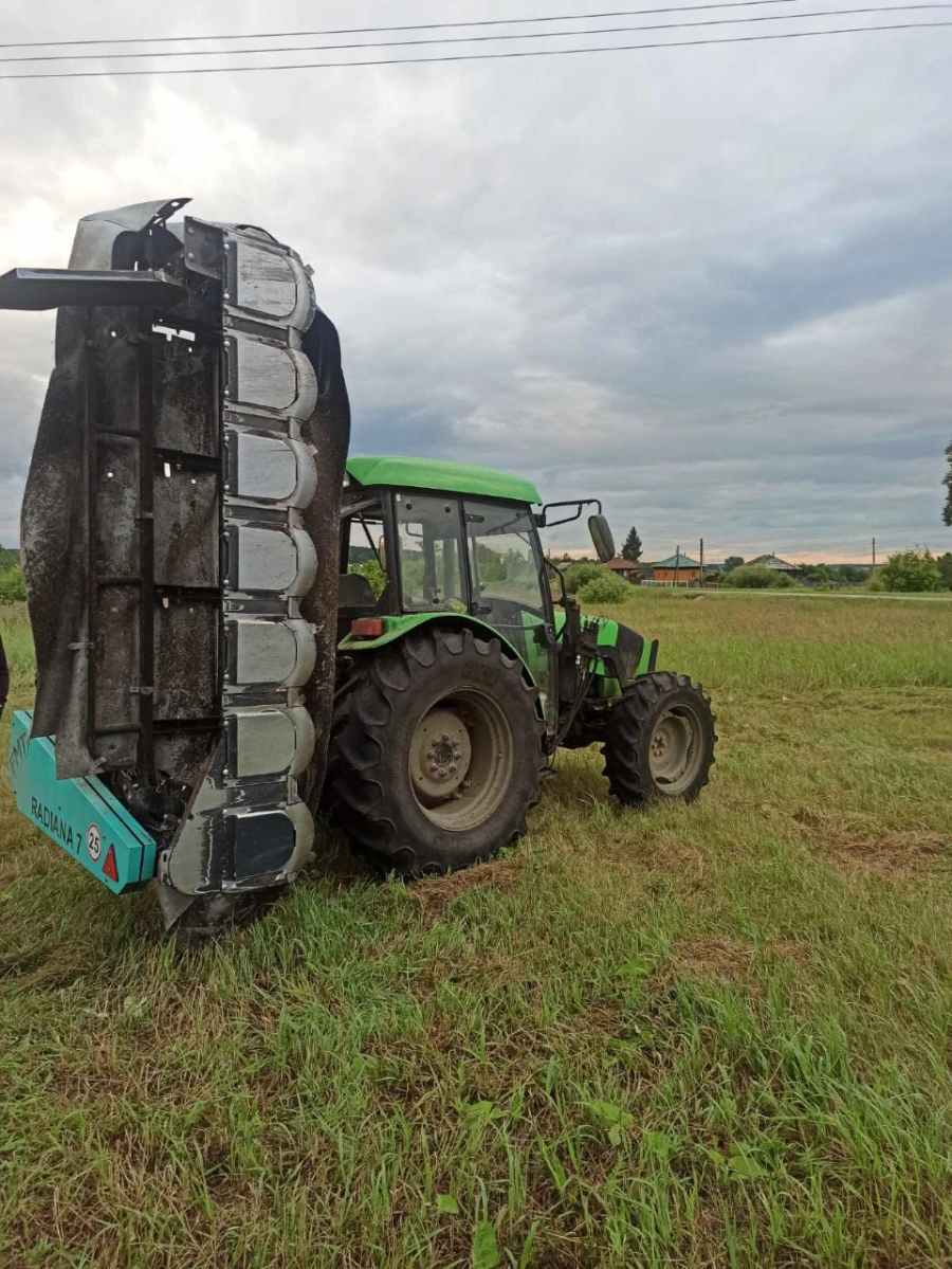 Rear-Mounted Disc Mower RADIANA 6
