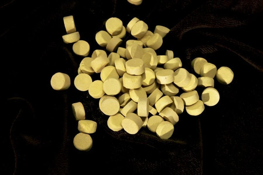 زنك سلفوسيلينيد للبصريات ذات الطبقات الرقيقة