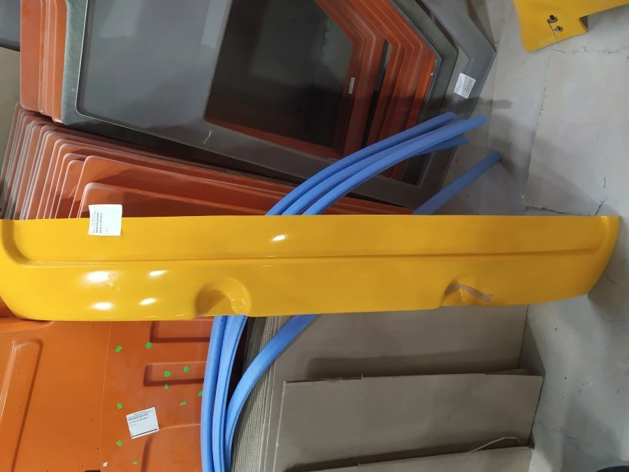 غطاء اللوحة الخلفية 204170065