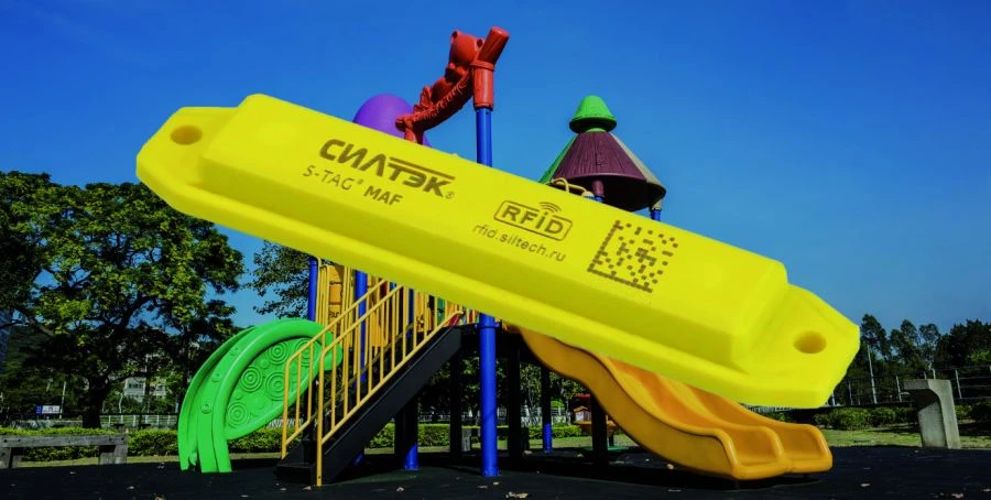 S-Tag MAF - Encapsulated RFID Tag for Urban Infrastructure