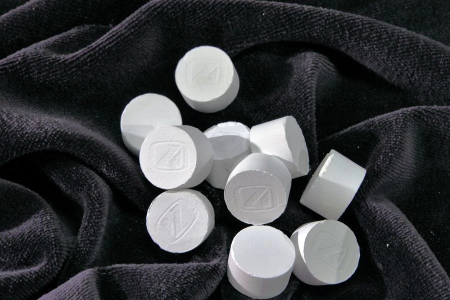 Zirconium (IV) Oxide for Thin-Film Optics