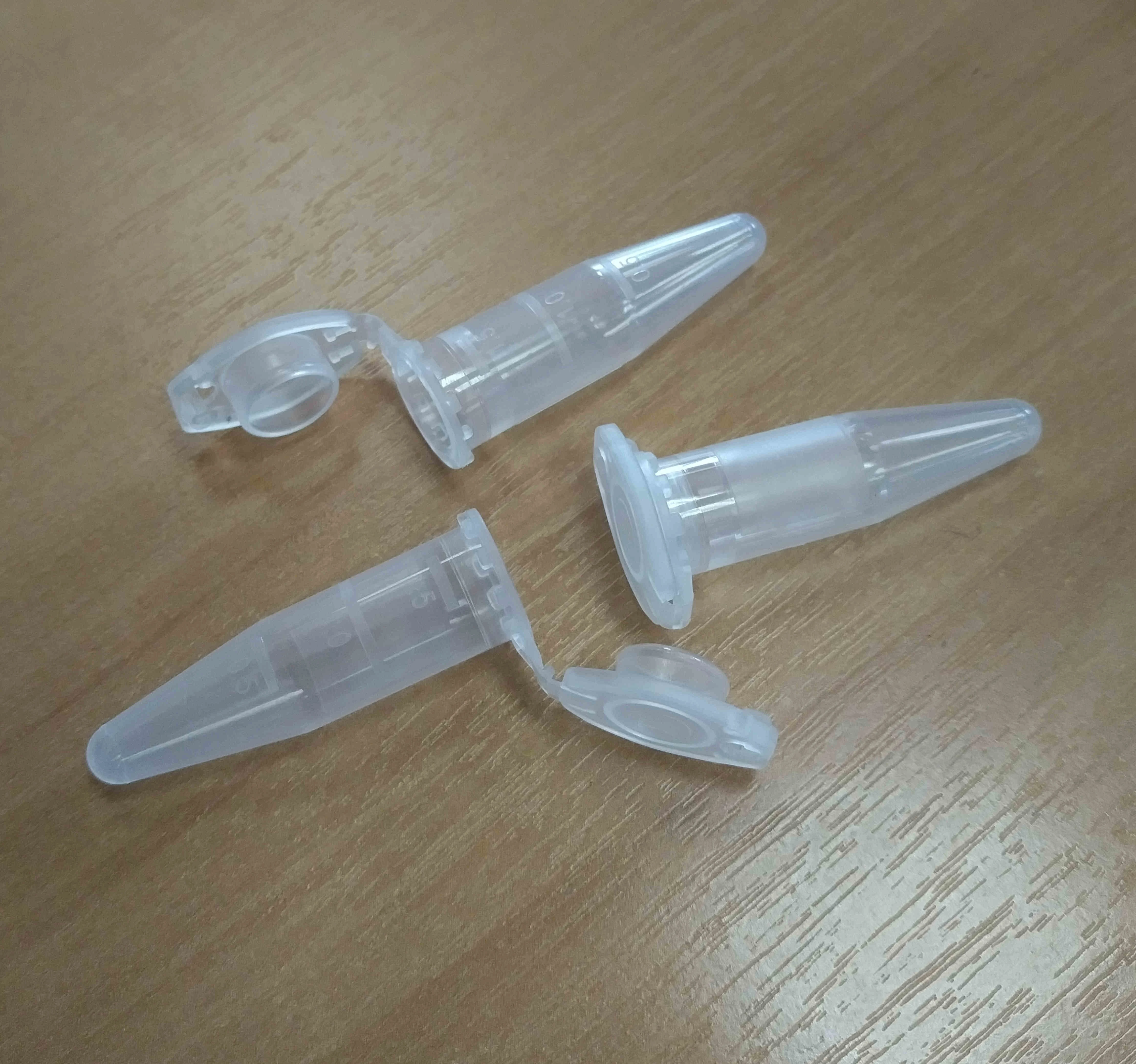 أنبوب ميكرو إيبندورف غير معقم بسعة 1.5 مل